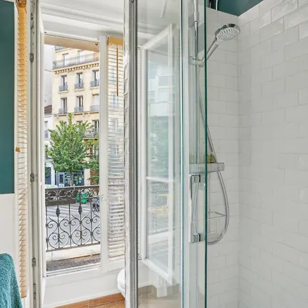 Magnifique Appartement Au Coeur Du Xviiieme-3